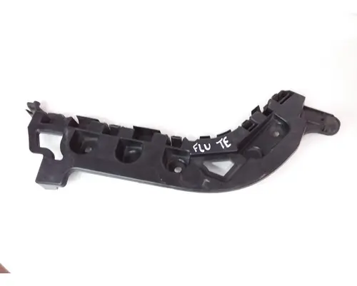 Guia Parachoque Traseiro Esquerdo Renault Fluence 2014 2015