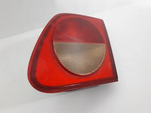 Lanterna Direita Tampa Mercedes E320 E420 E430 96 97 98 99