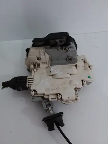 Fechadura Elétrica Porta Traseira Direita Audi A6 08 a 2011