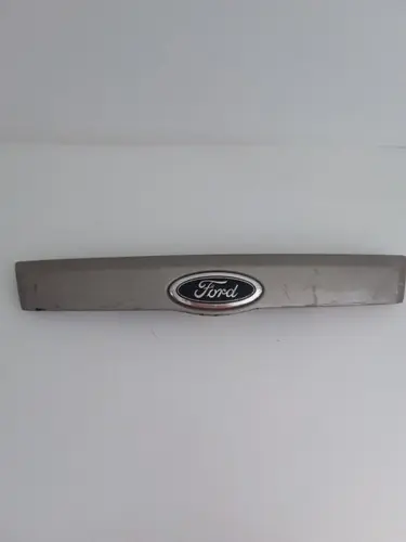 Moldura Puxador Friso Tampa Traseira Fiesta Sedan 04 A 12.
