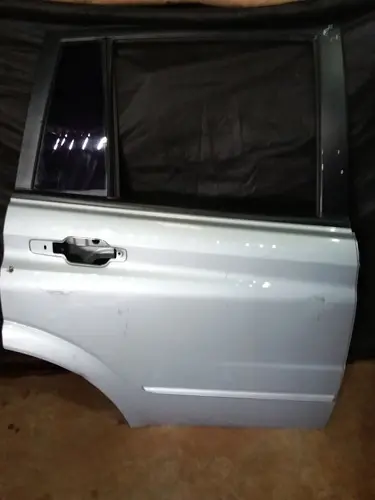 Porta Traseira Direita Ssangyong Kyron Original.