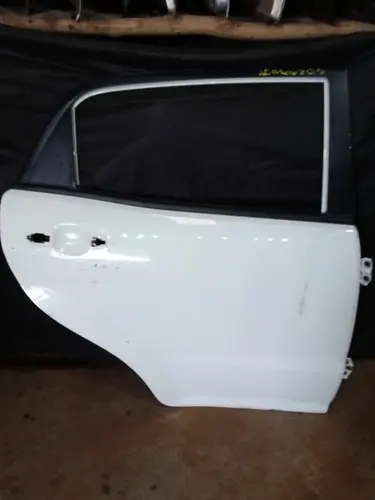 Porta Traseira Direita Ssangyong Korando 2011 A 2014.