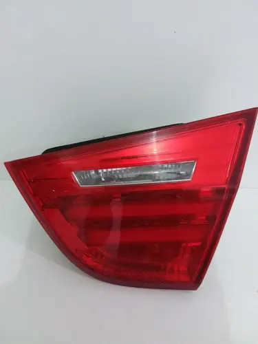 Lanterna Tampa Bmw 320 325 330 Direita 2009 2010 2011 2012.