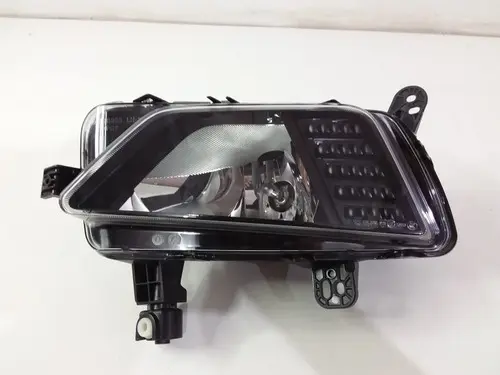Farol Auxiliar Milha Esquerdo Polo Virtus 2017 2018 2019