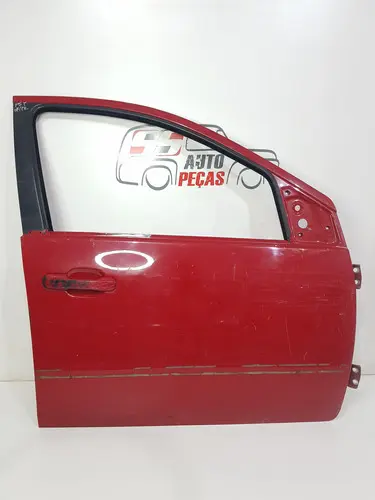 Porta Fiesta Hatch Sedam 2004 A 2013 Dianteira Direita
