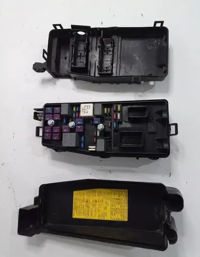 Caixa Fusivel Kia Carnival 3.8 2006 2007 2008 2009 Original