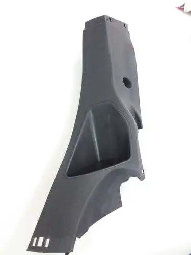 Acabamento Lateral Coluna Traseira Direita Focus Hatch 2015.