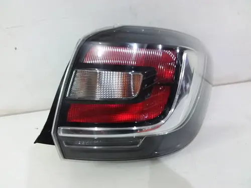 Lanterna Direita Sandero Stepway 2015 2016 2017 Detalhe