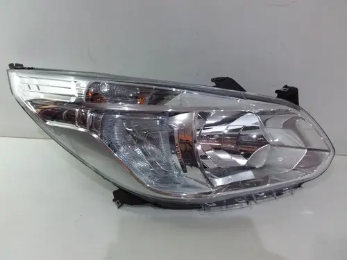 Farol Direito Cromado Gm Spin 2013 2014 2015 52095431
