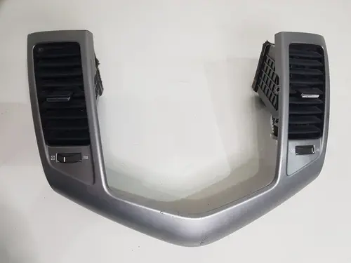 Moldura Central Difusor Ar Painel Gm Cruze 2012 A 2015
