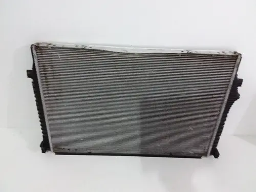 Radiador Agua Golf 2.0 Gti 2013 A 2016 5q0121251 Recuperado