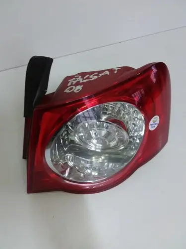 Lanterna Direita Vw Passat Sedan Led 2008 2009 Original