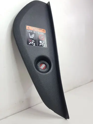 Acabamento Painel Lateral Direito Honda Hrv 2015 A 2018