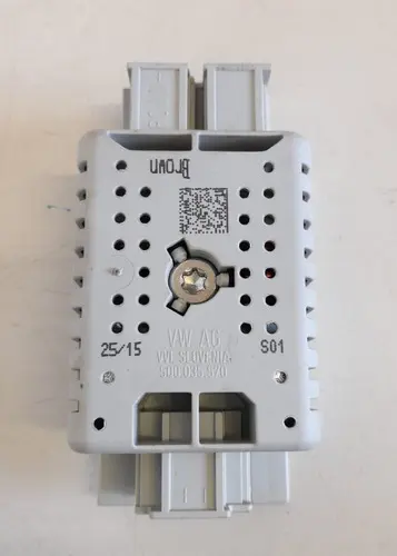 Módulo Amplificador Antena Vw Golf Tsi 2015 Cód 5q0035570