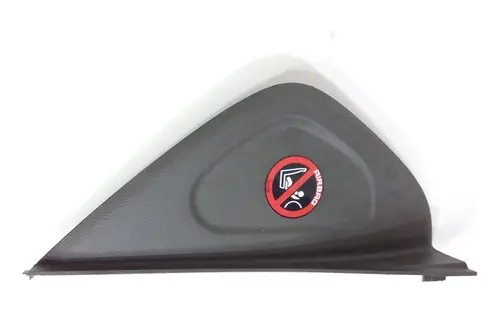 Acabamento Lateral Direito Painel Gm Cobalt 13 A 16 94726137