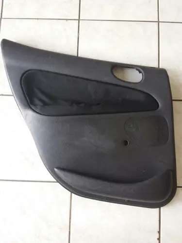 Forro De Porta Traseiro Esquerdo Peugeot 206.