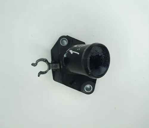 Flange Agua Válvula Termostática March Versa 2012 À 2015