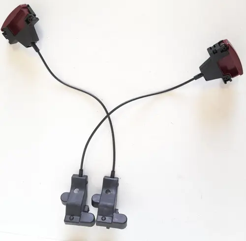 Puxador Trava Traseiro Peugeot 406 99 00 01 9638624577