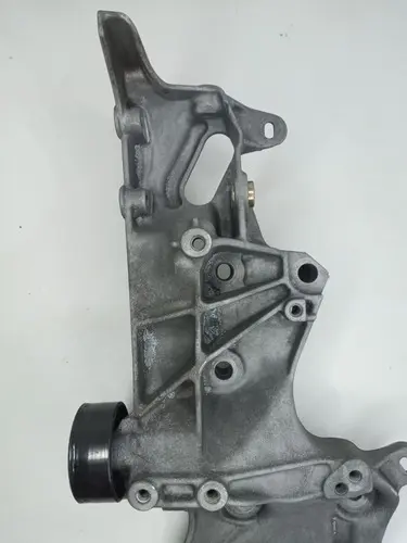 Suporte Alternador Compressor Senic Clio 1.6 16v 2004-2008