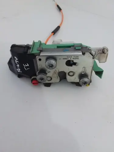 Fechadura Traseira Esquerda Fiat Punto 2012 2013 Original