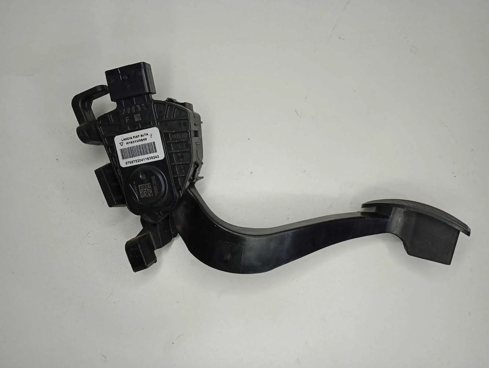 Pedal Acelerador Fiat Cronos Argo 1.3 4cc 2018 2019 À 2022