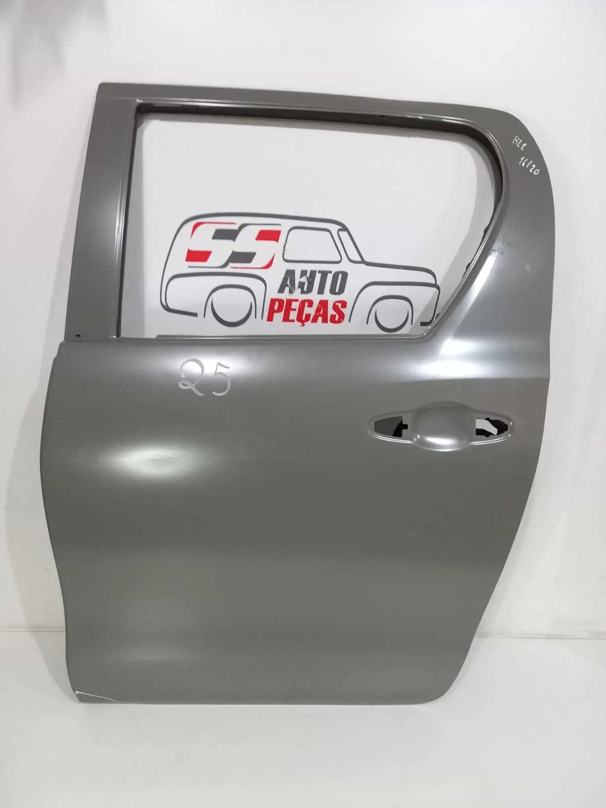 Porta Traseira Esquerda Toyota Hilux 2016 a 2022 Original