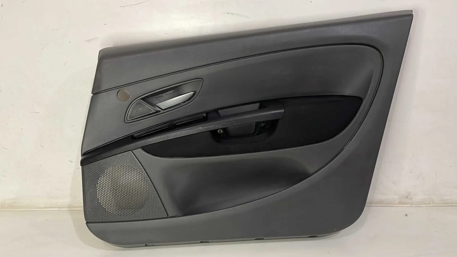 FORRO PORTA DIANTEIRO DIREITO FIAT PUNTO 2008 2009 2010 2011