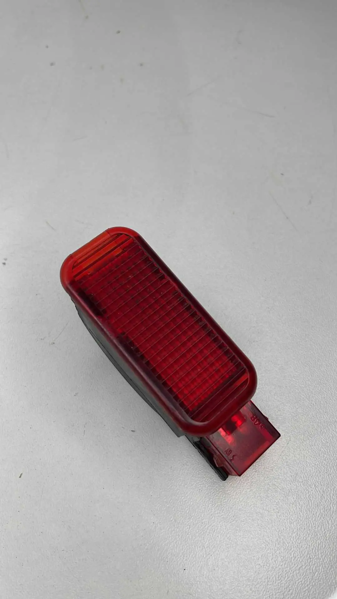 LUZ CORTESIA FORRO PORTA AUDI A3 SPORTBACK 2006 A 2010