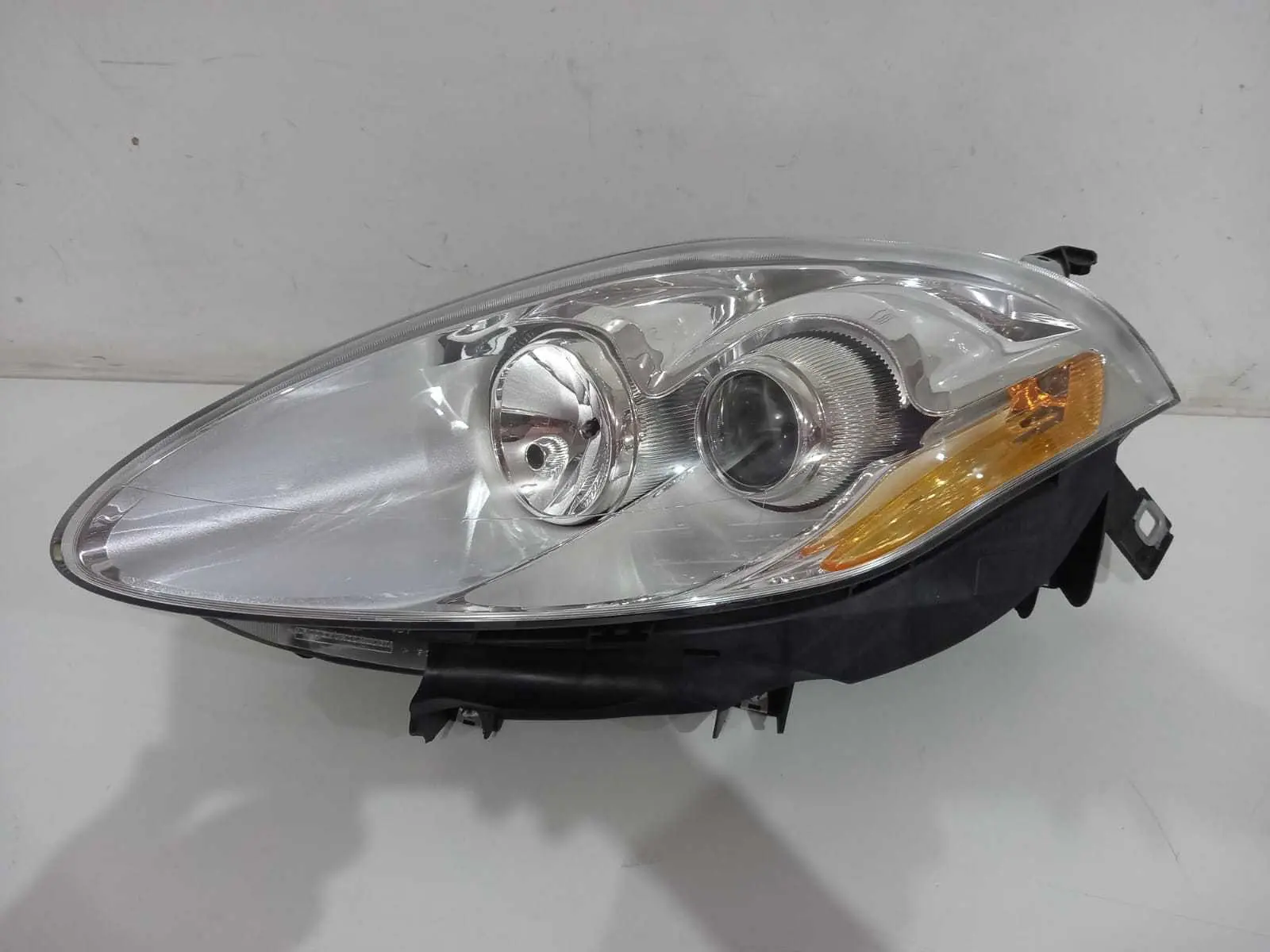 Farol Esquerdo Cromado Fiat Bravo 2012 2013 2014 15 Original
