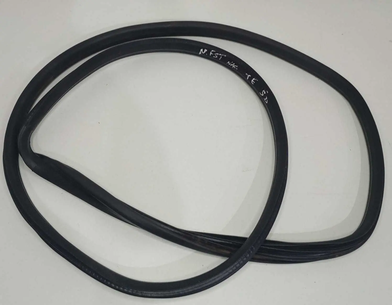 Borracha Porta Traseir Esquerda New Fiesta Sedan 2013 À 2016