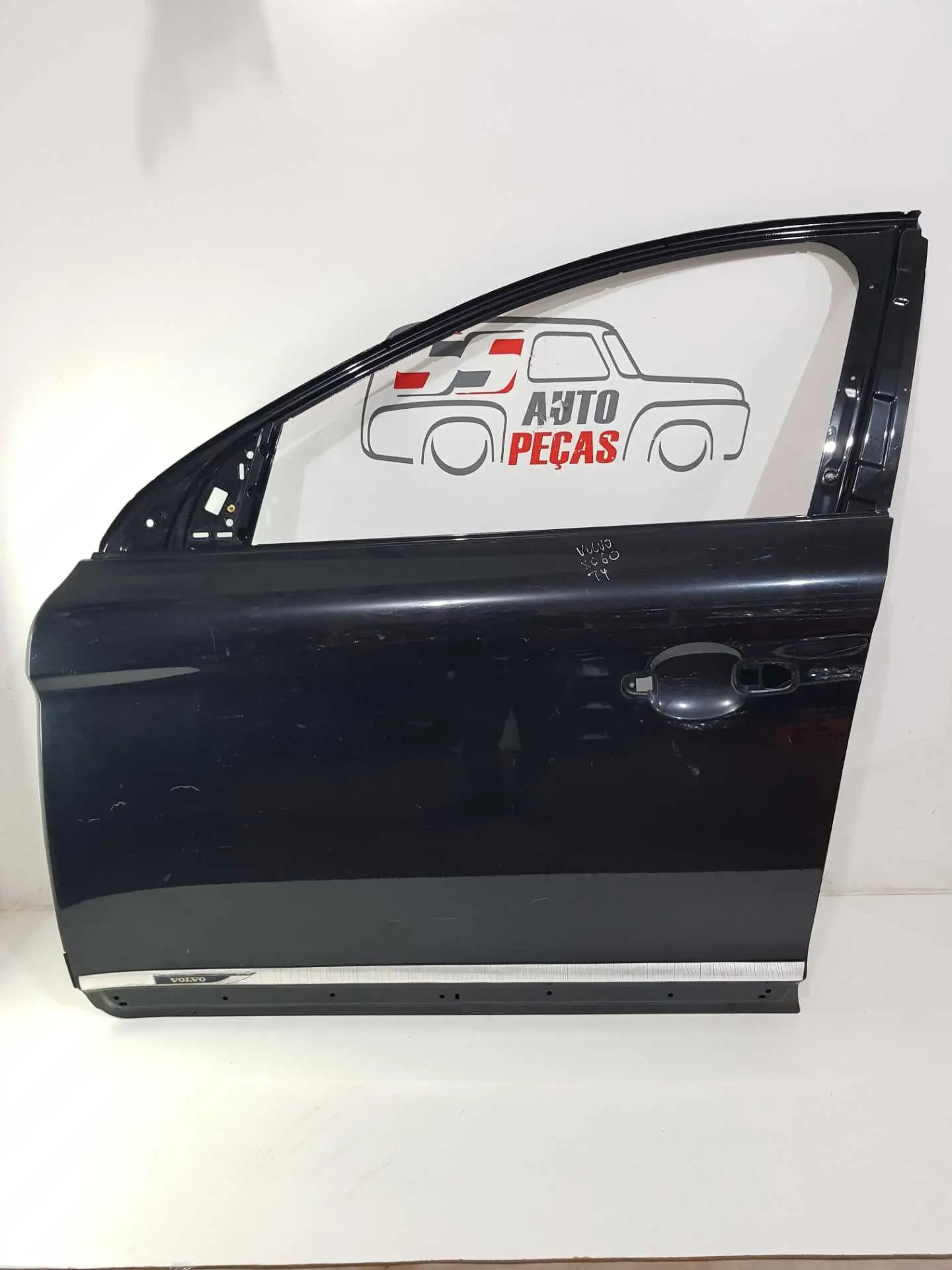 PORTA DIANTEIRA ESQUERDA VOLVO XC60 T5 2012 A 2017