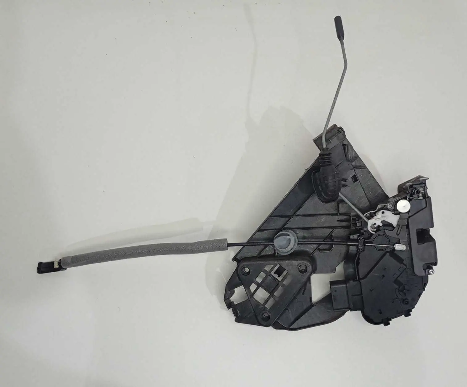 Fechadura Porta Traseira Direita Volvo Xc60 T5 2012 À 2015