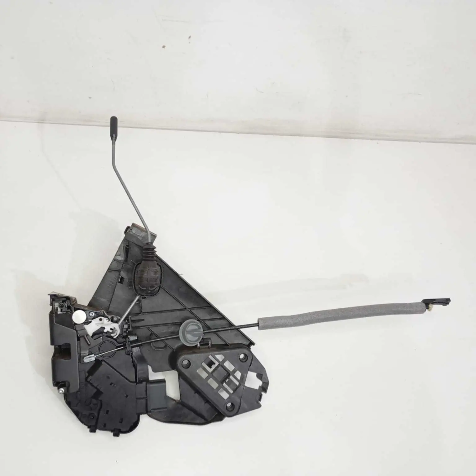 Fechadura Traseira Esquerda Volvo Xc60 T5 2012 13 2014 2015