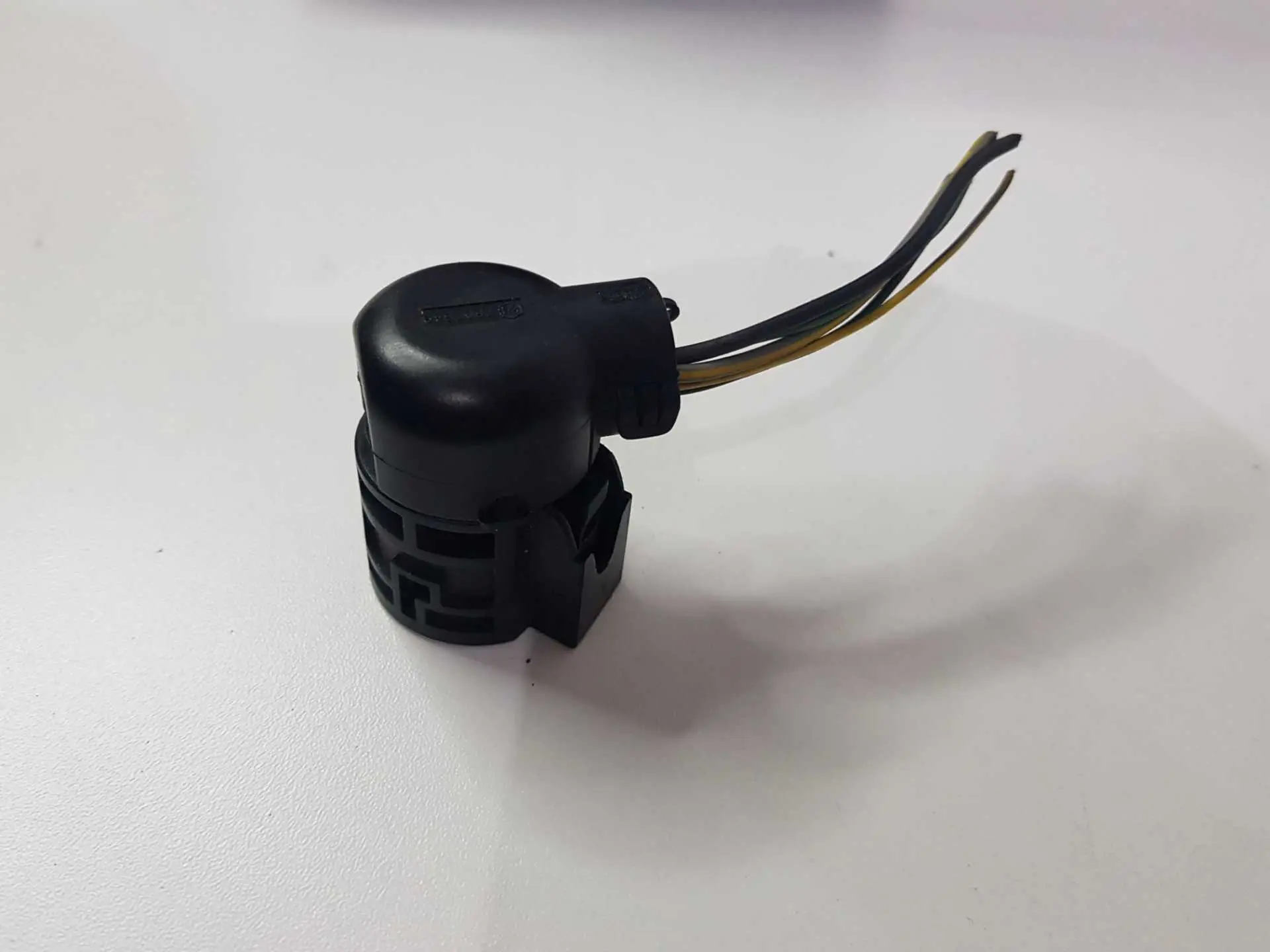 PLUG CONECTOR FAROL DIREITO JEEP RENEGADE 2016 A 2019 6 FIOS
