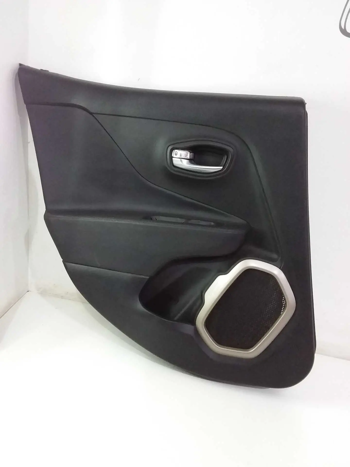 Forro Porta Traseiro Esquerdo Jeep Renegade 2016 2017 2018