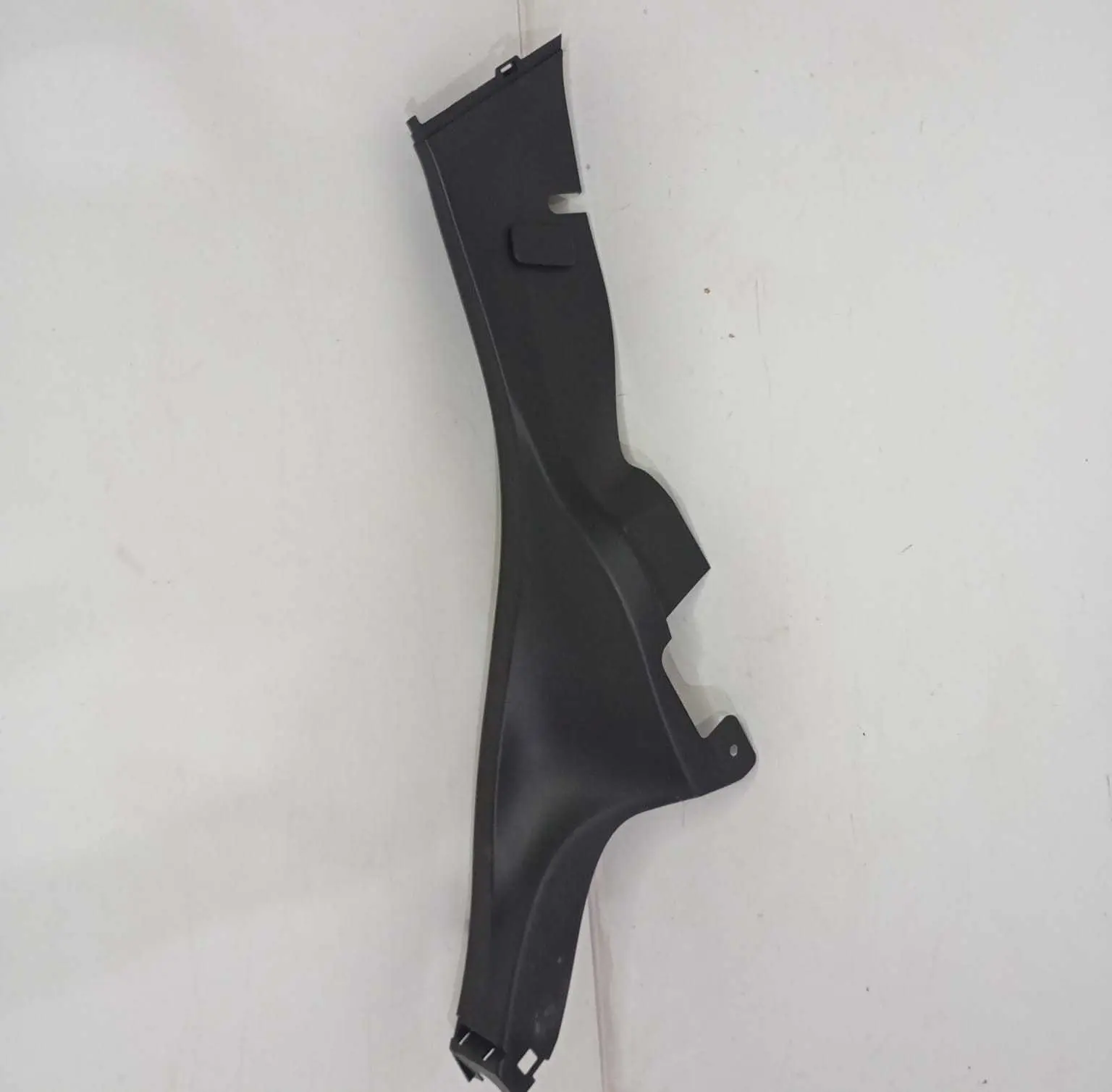 Moldura Soleira Banco Traseir Esquerdo New Fiesta Sedan 2011