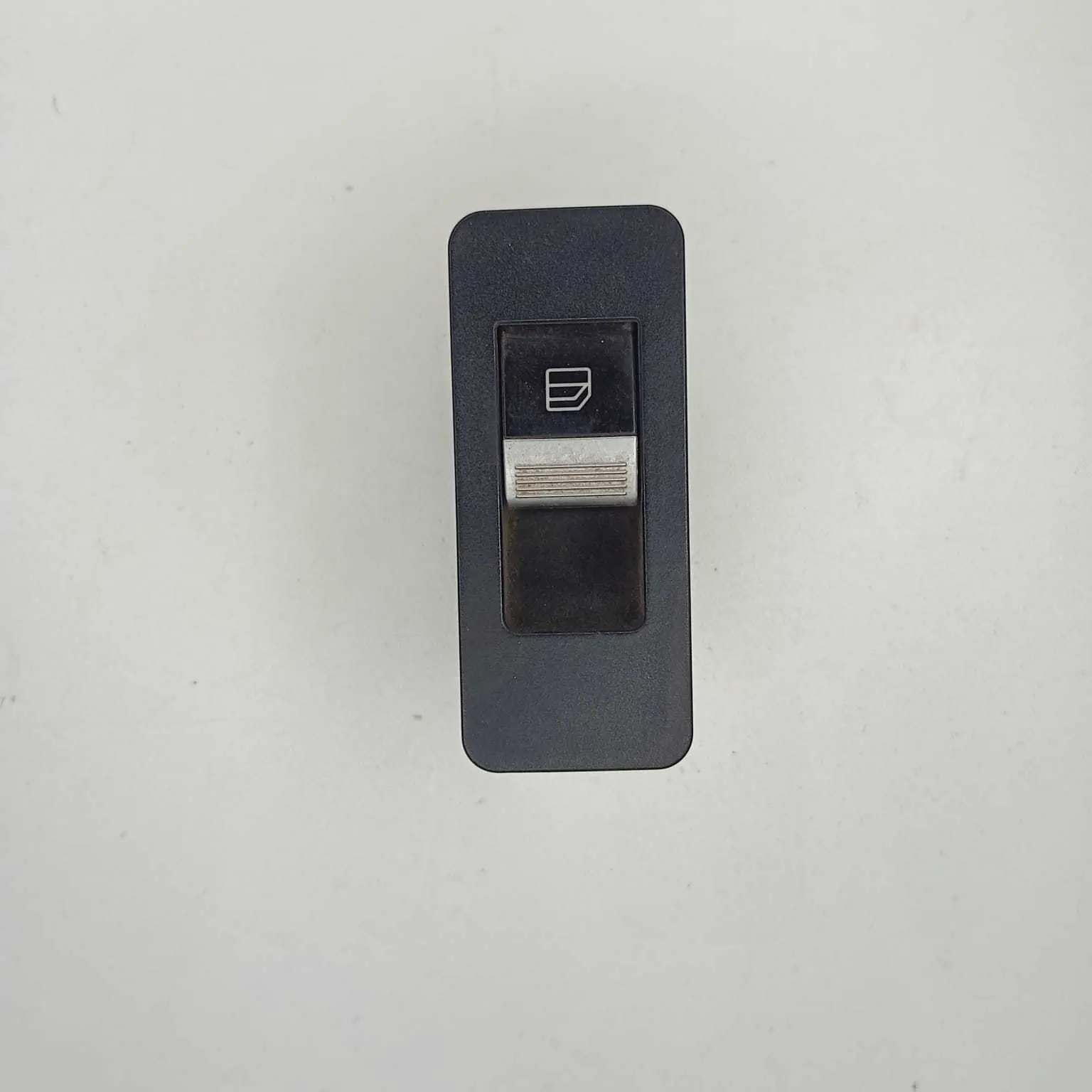 Botão Vidro Porta Traseira Esquerda Lifan X60 2013 2014 2015