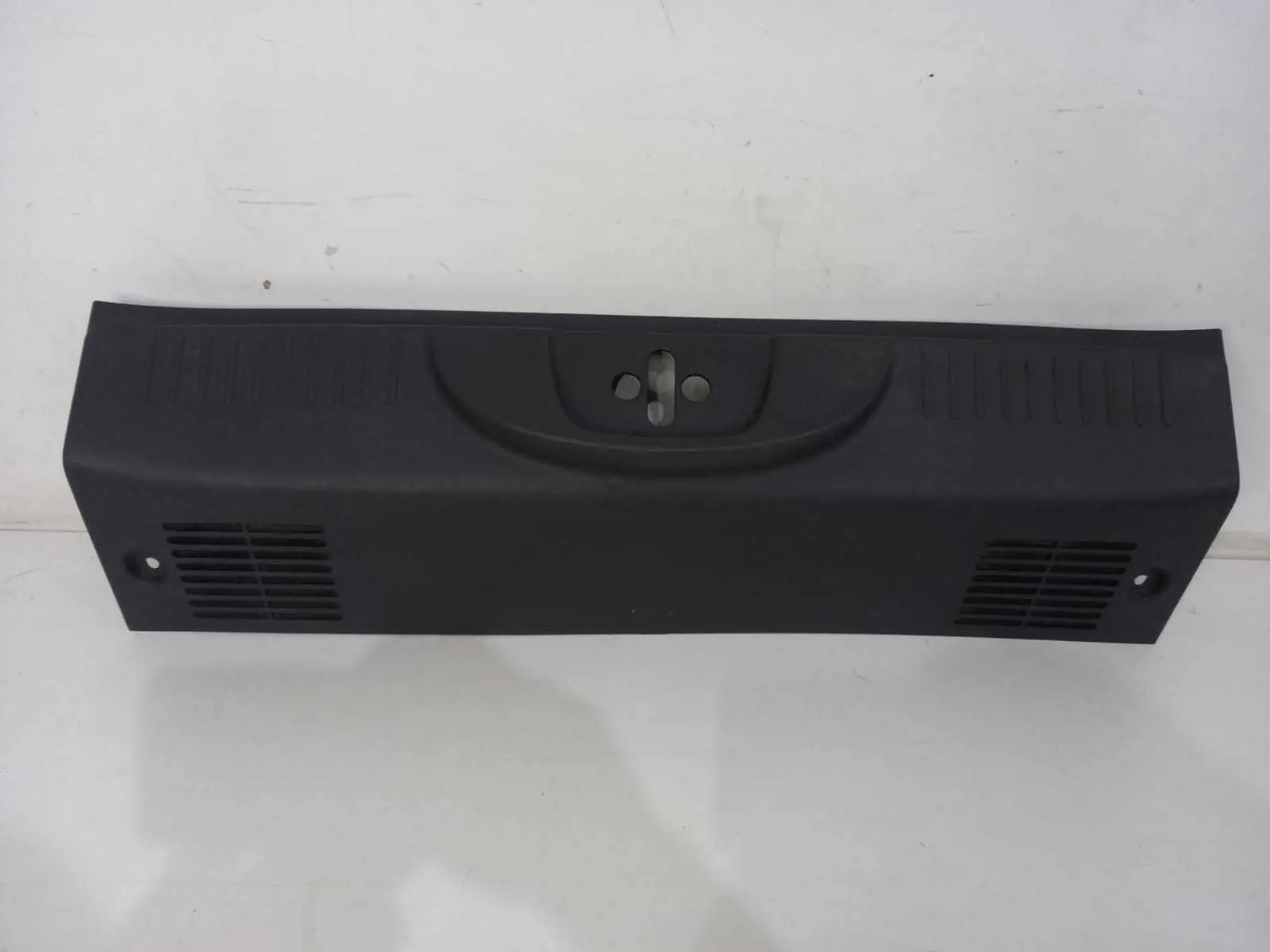 Moldura Acabamento Interno Porta Malas Fiat 500 2011 2012