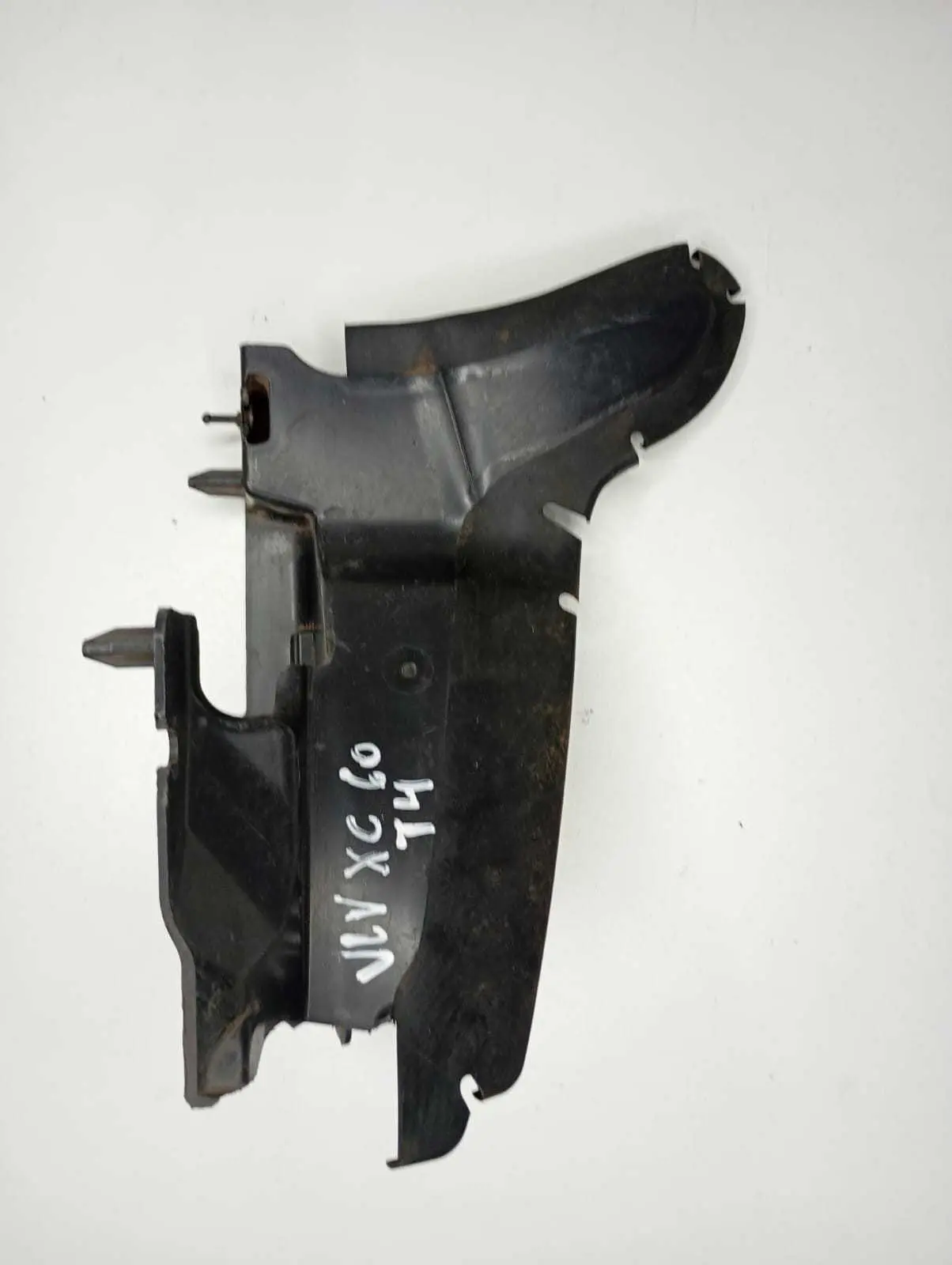 Defletor Radiador Superior Lado Esquerdo Volvo Xc60 T5 2014