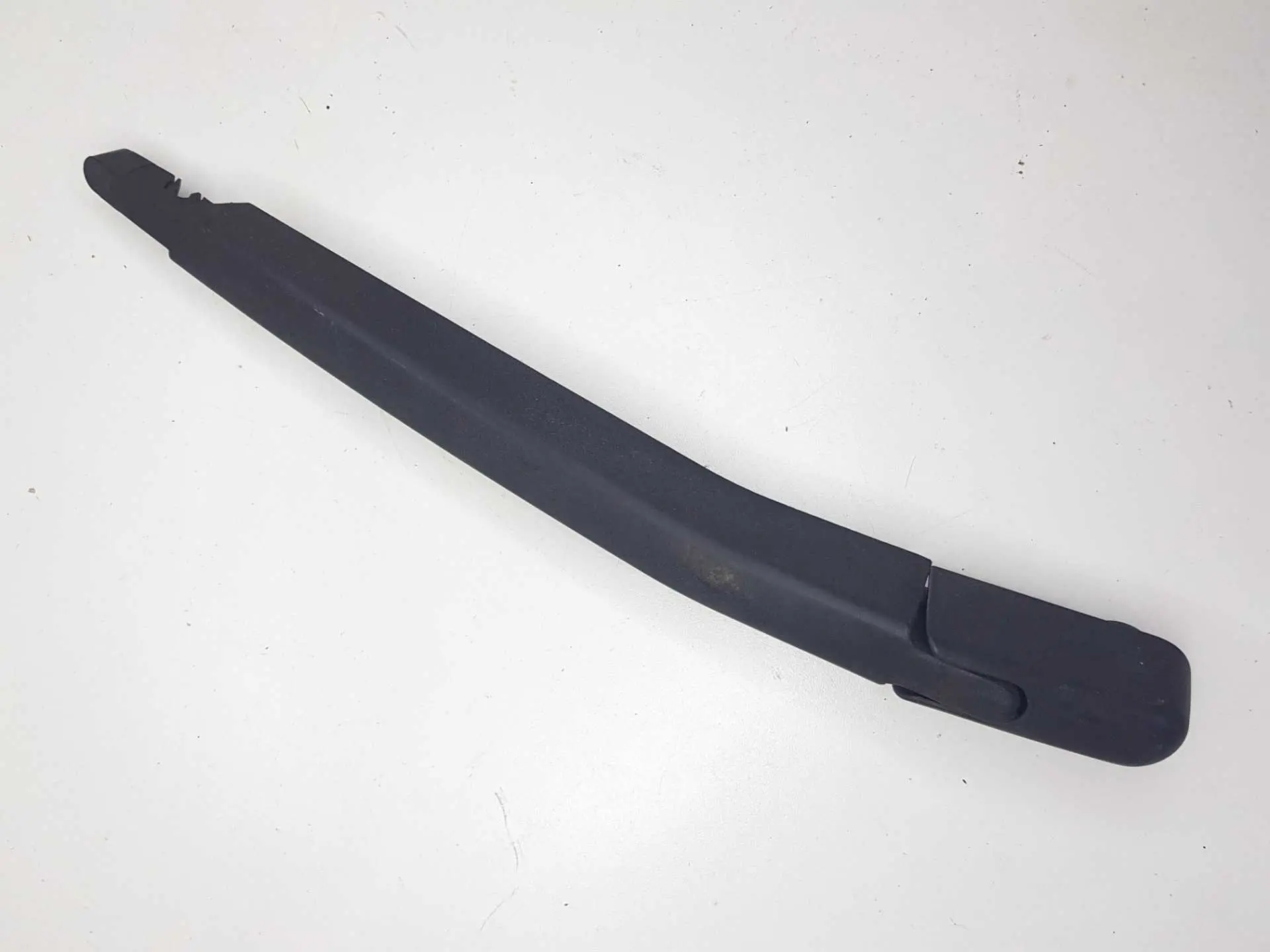 BRAÇO LIMPADOR TRASEIRO FIAT PUNTO 2008 A 2016