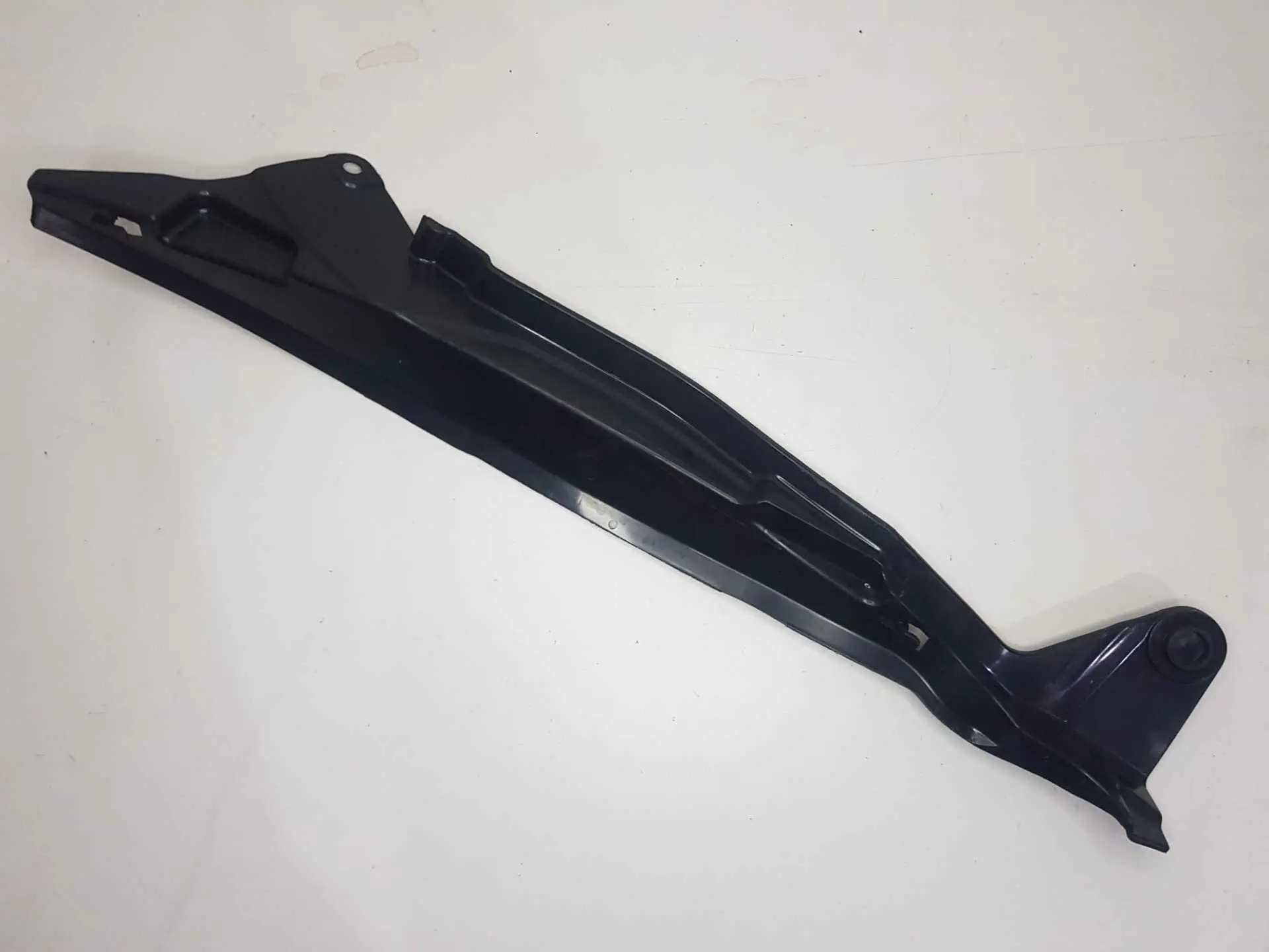 acabamento interno paralama esquerdo honda fit 2015 a 2019