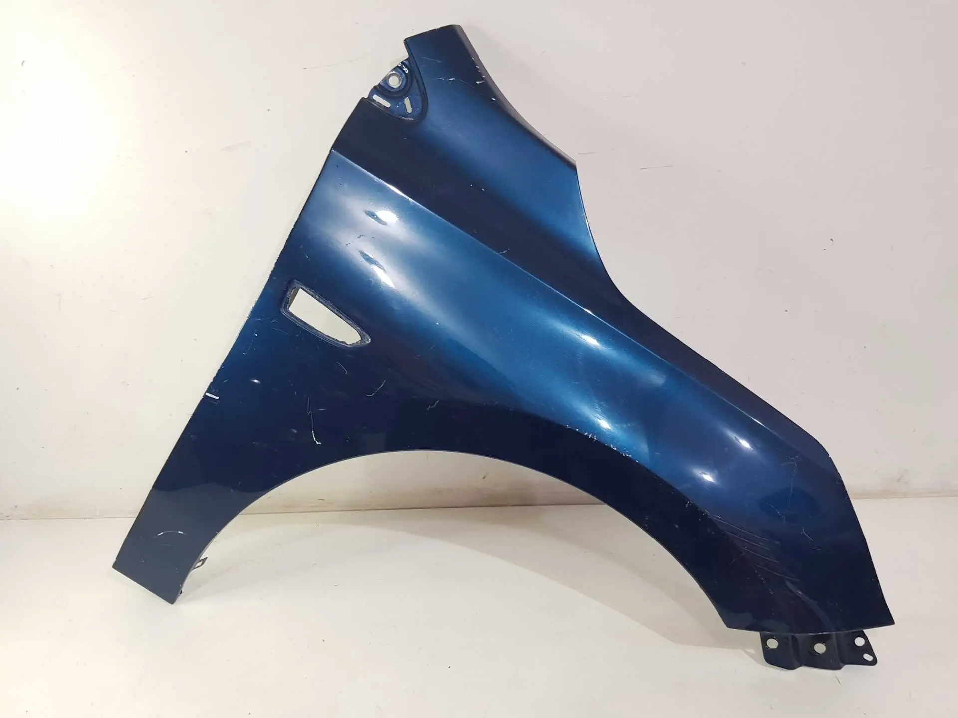 PARALAMA DIREITO CHEVROLET ONIX 2021 2022 2023 2024 2025