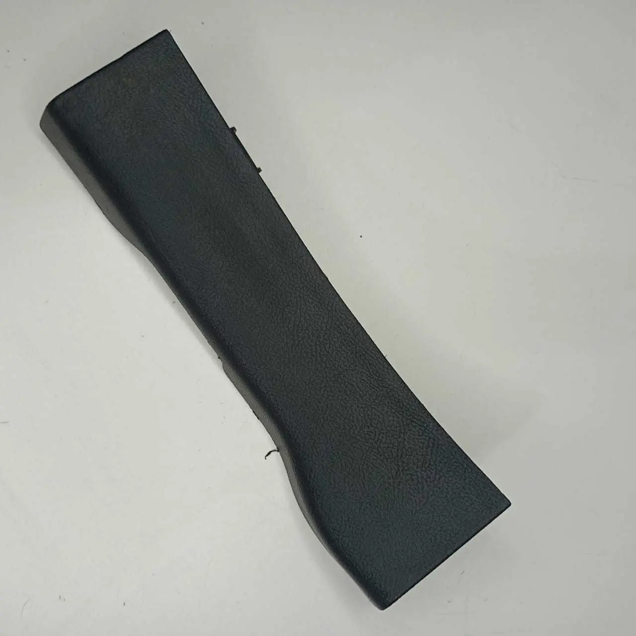 Soleira Traseira Direita Chevrolet Onix Prisma 2014 À 2019