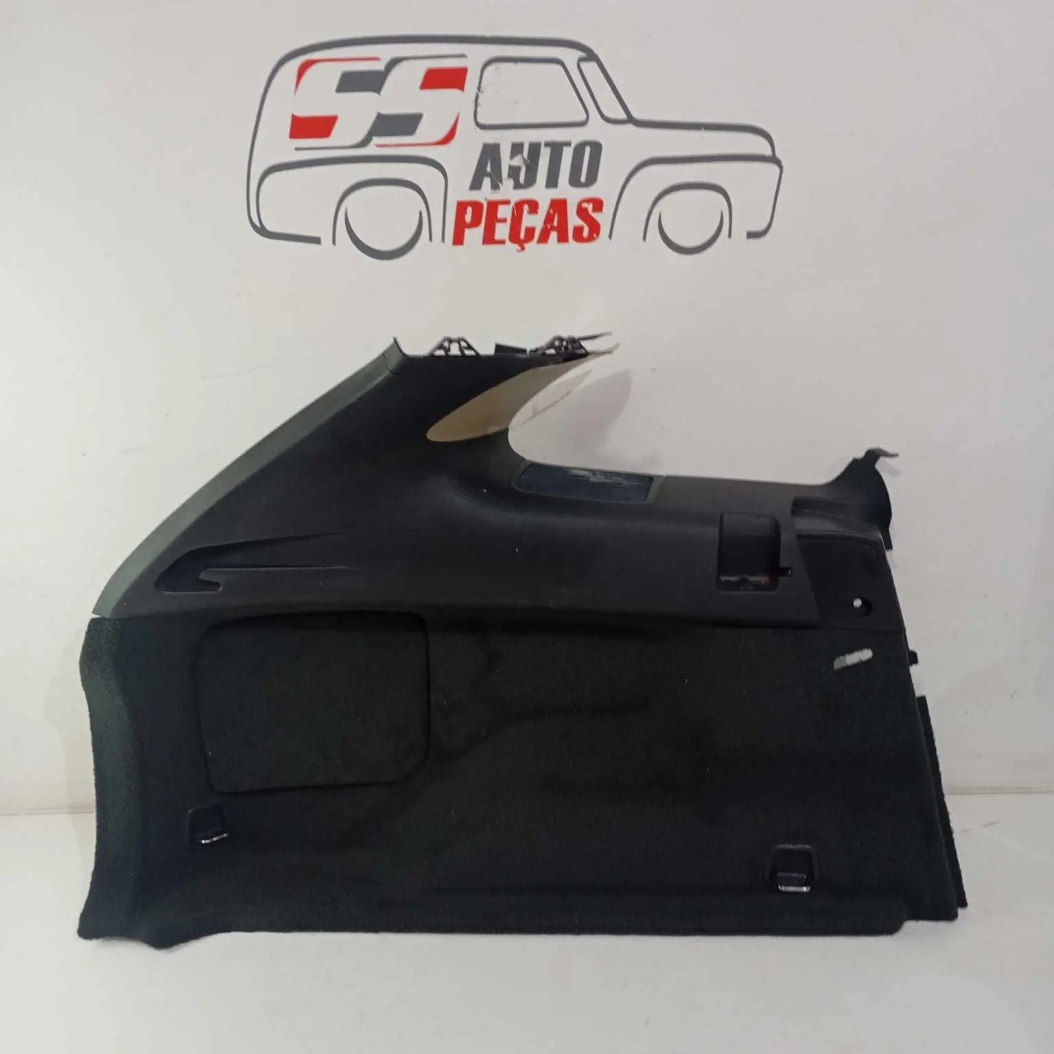 Forro Lateral Esquerda Porta Mala Volvo Xc60 T5 2011 À 2015
