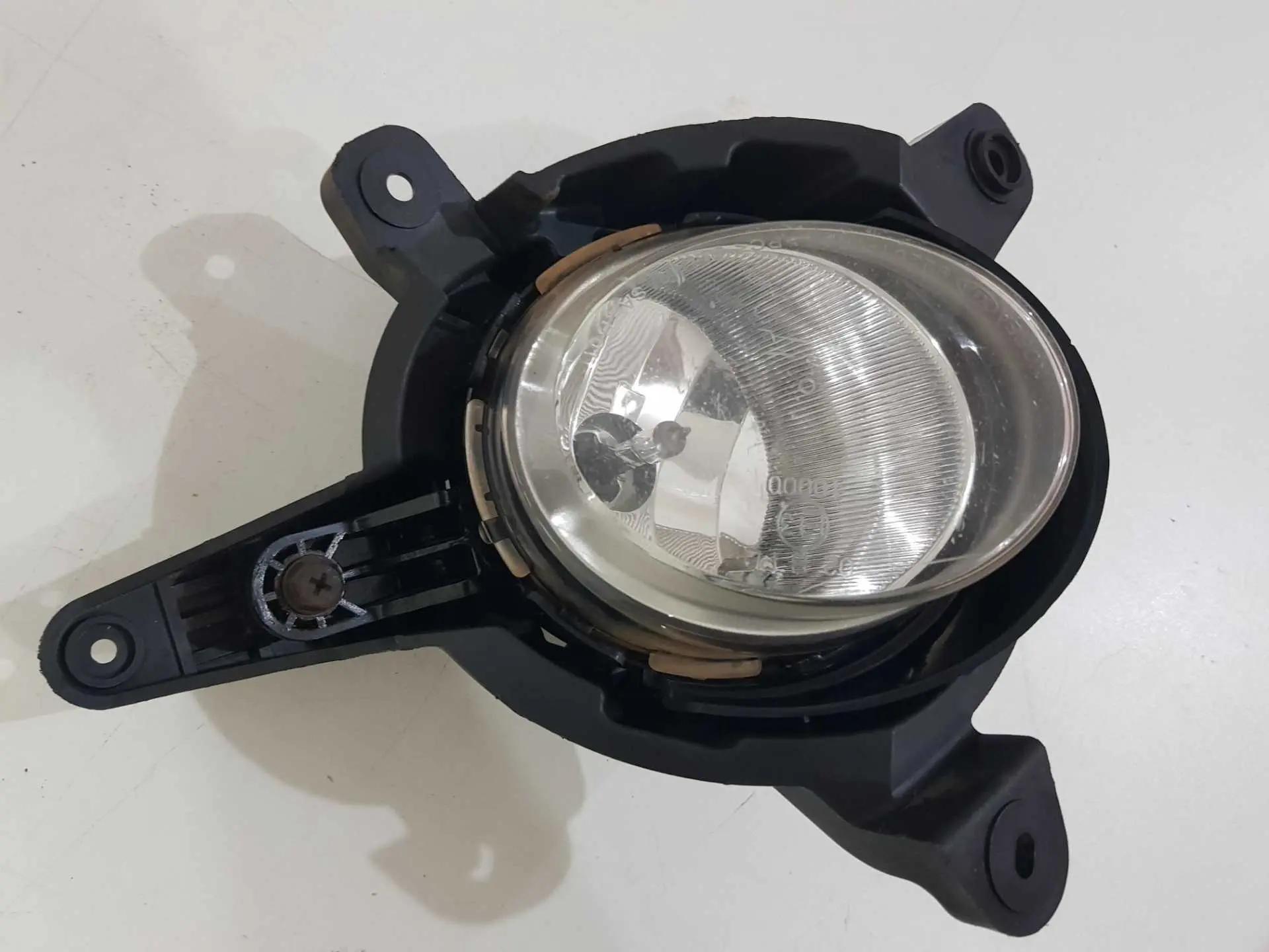 FAROL MILHA ESQUERDO KIA SPORTAGE 2008 A 2011