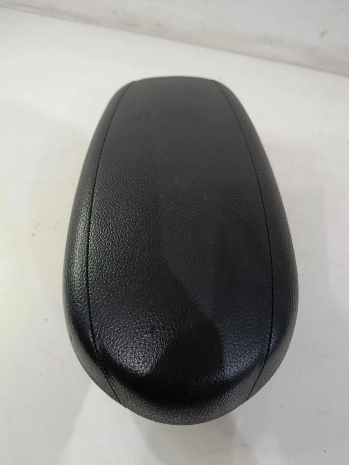 Apoio Braço Central Hyundai Veloster 2011 2012 Detalhe