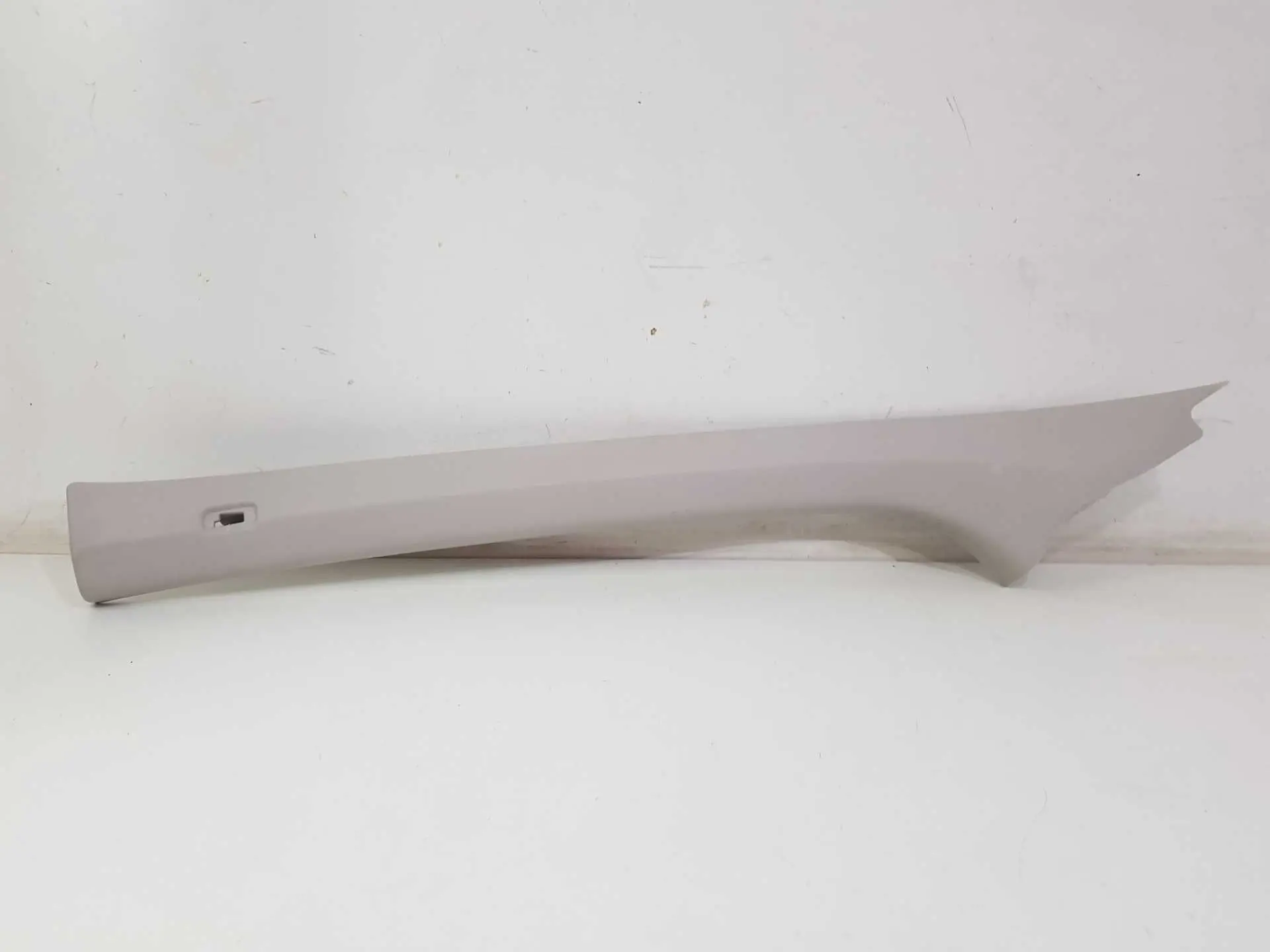 MOLDURA COLUNA ESQUERDA PARABRISA 308 408 2012 A 2016