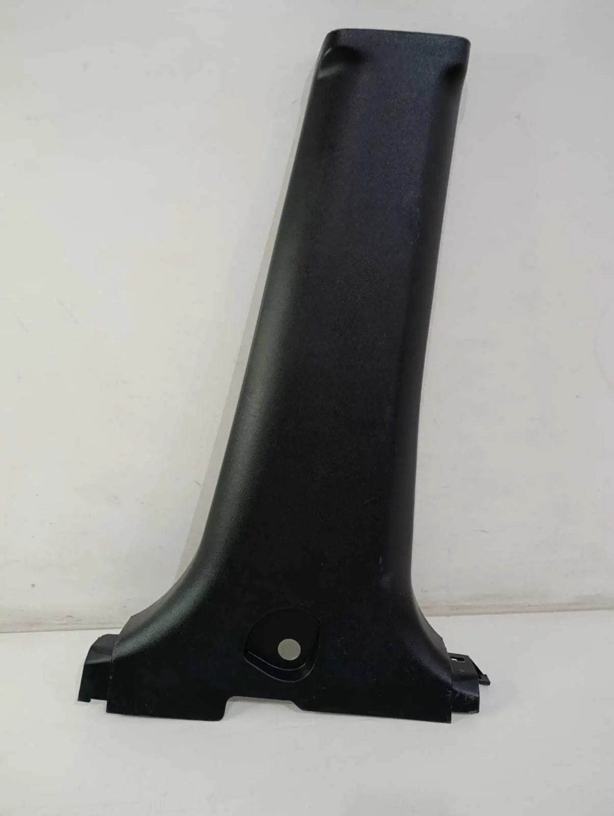 Moldura Inferior Coluna Direita Kia Sportage 2007 A 2010