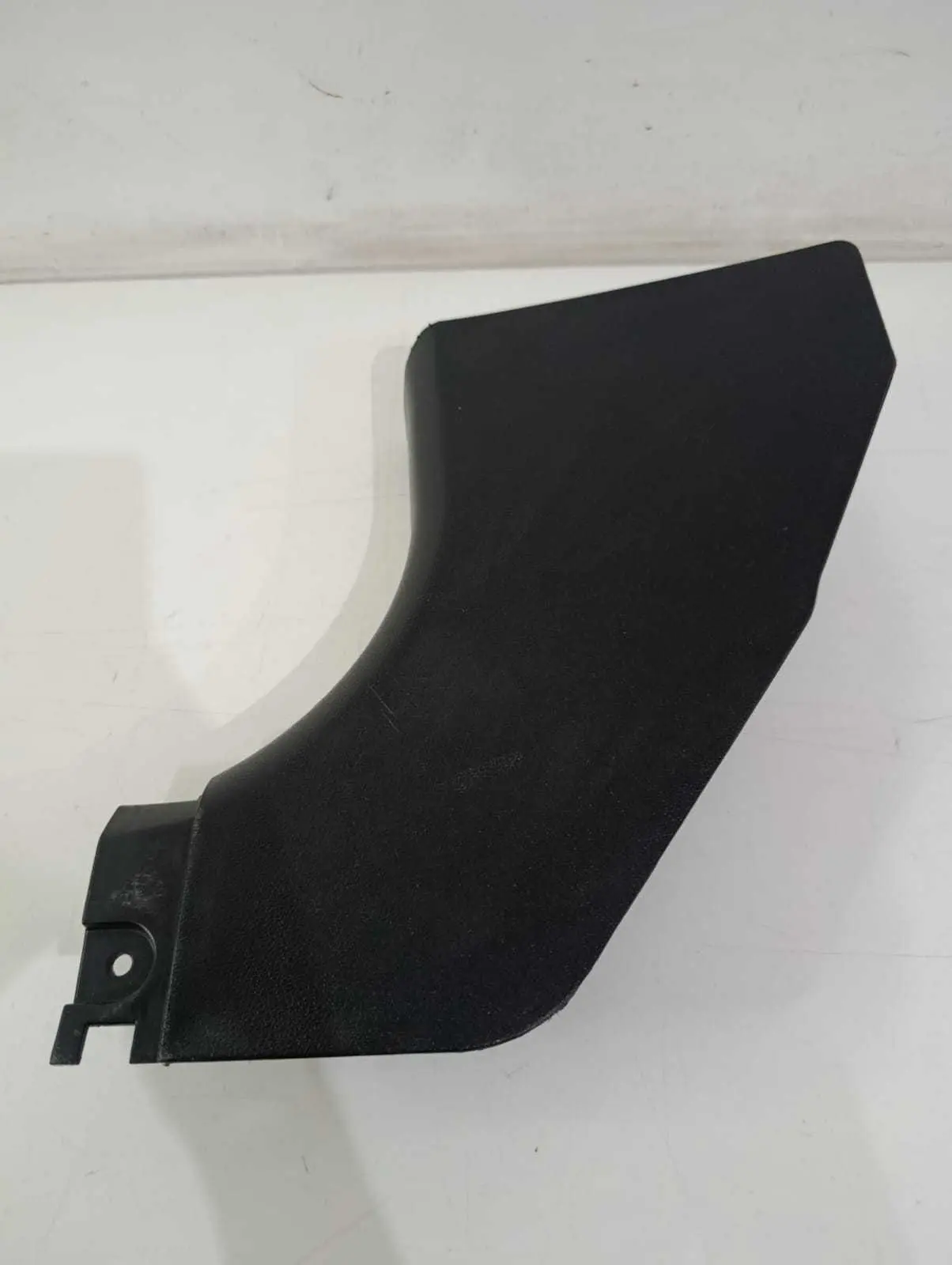 Moldura Soleira Dianteira Esquerda Kia Sportage 2006 Á 2010