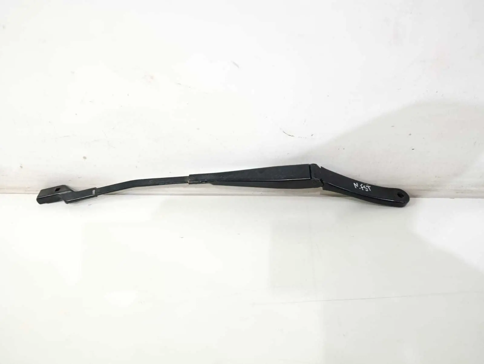 Braço Limpador Parabrisa Esquerdo New Fiesta 14 Ae8317527ae